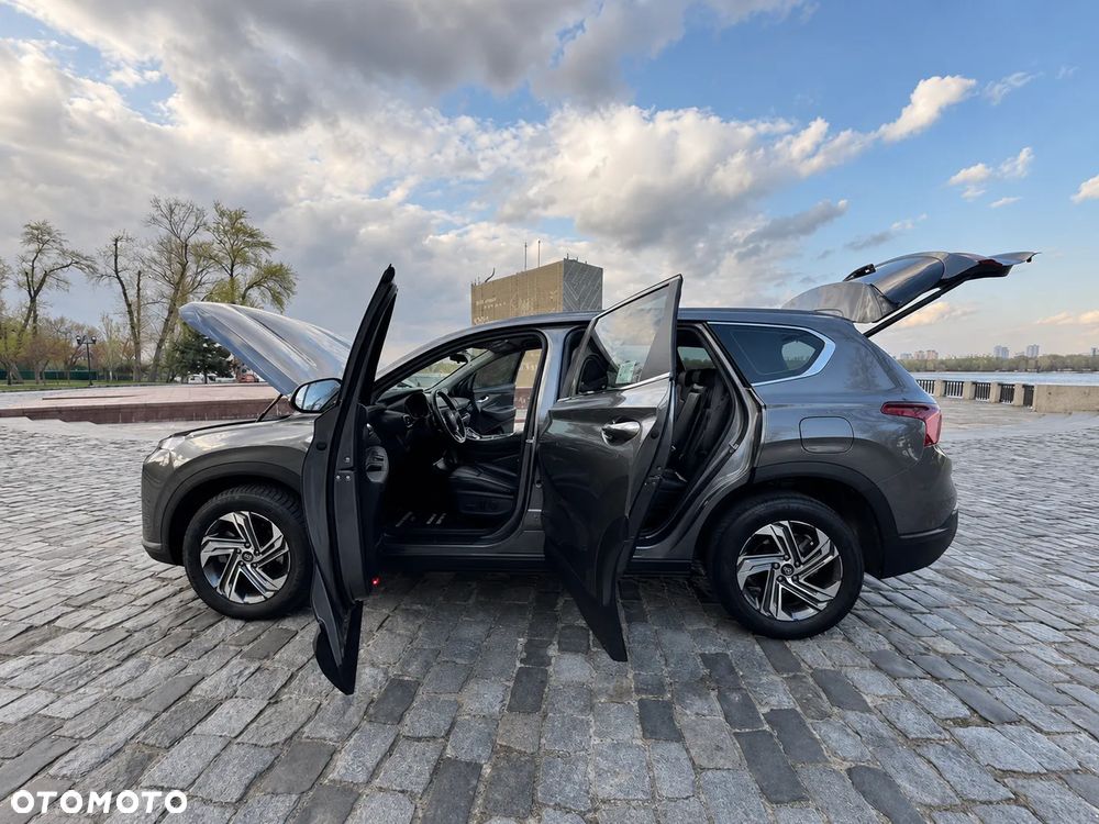 Hyundai Santa Fe - 2