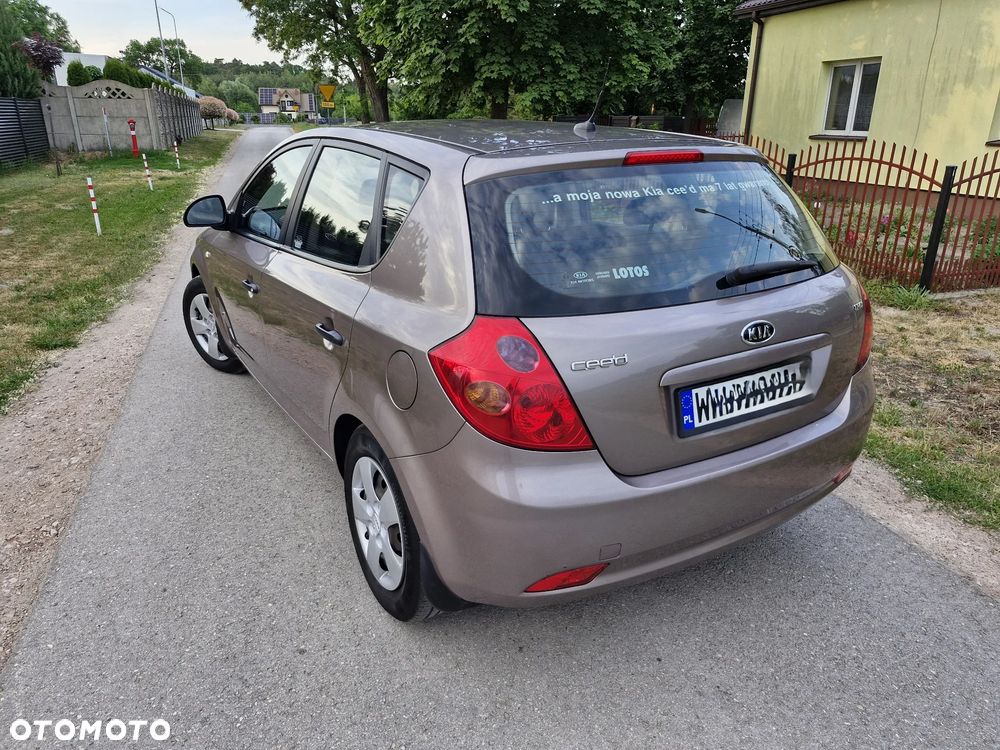 Kia Ceed 1.6 Crdi Comfort - 8