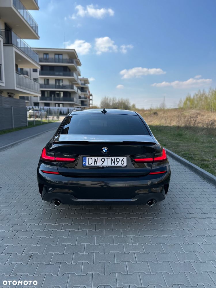 BMW Seria 3 320d xDrive M Sport Shadow - 4