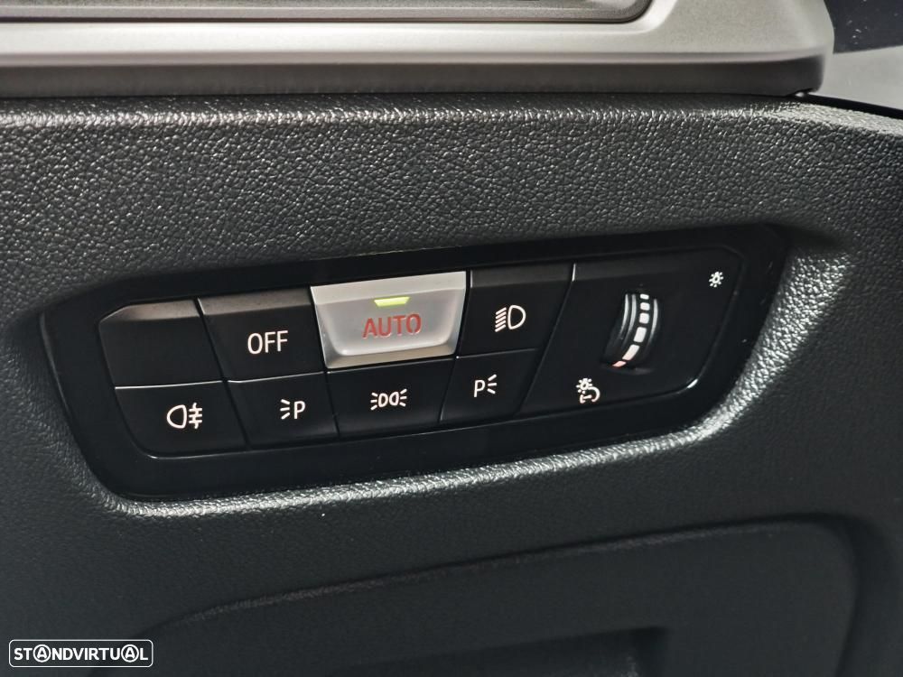 BMW 330 e Corporate Edition Auto - 11