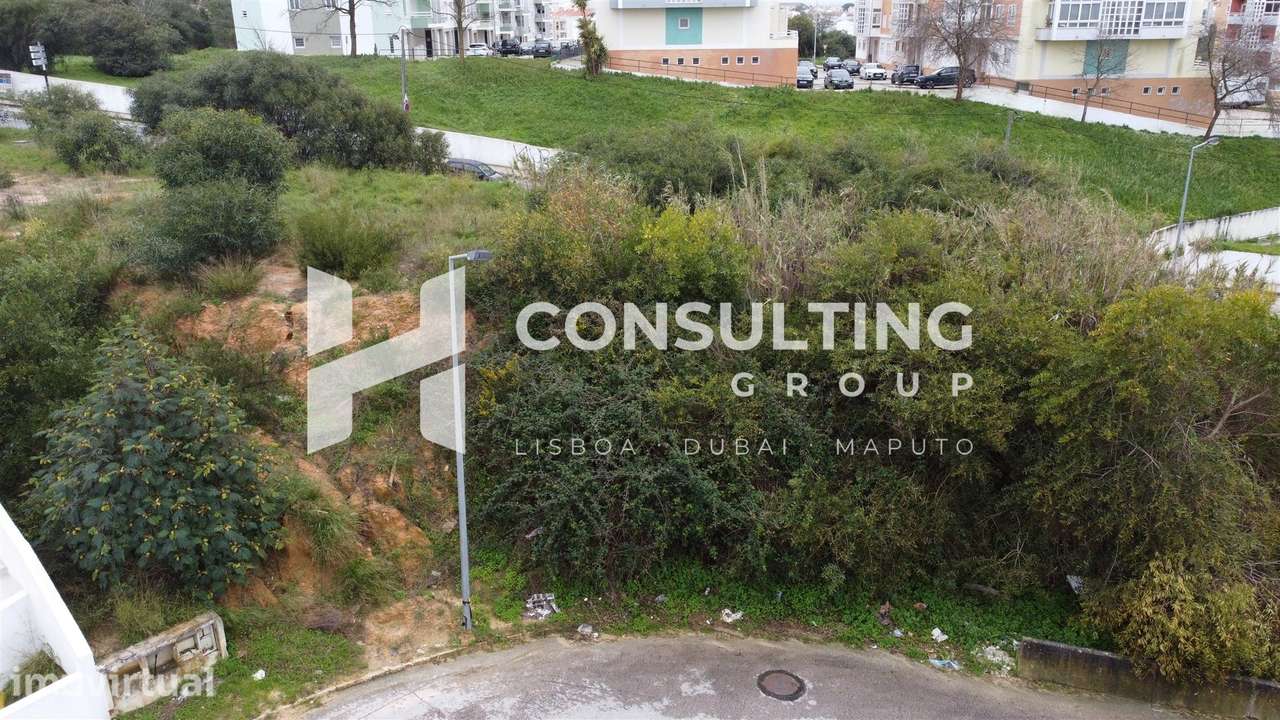 Terreno Para Construção  Venda em Charneca de Caparica e Sobreda,Almad - Grande imagem: 2/31