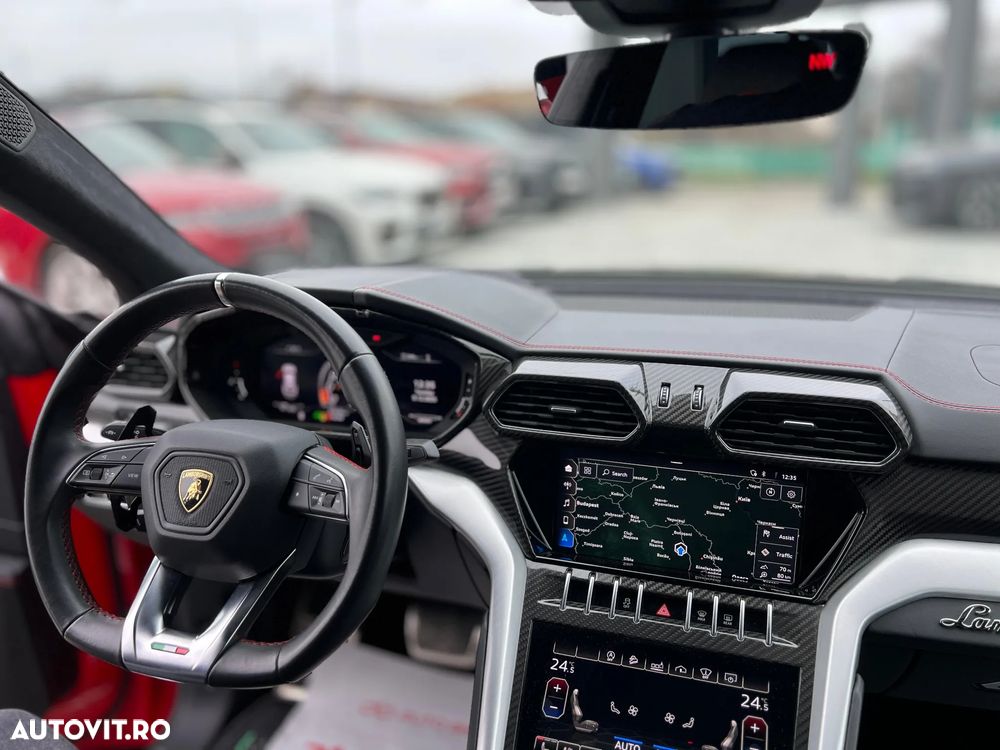 Lamborghini URUS - 16