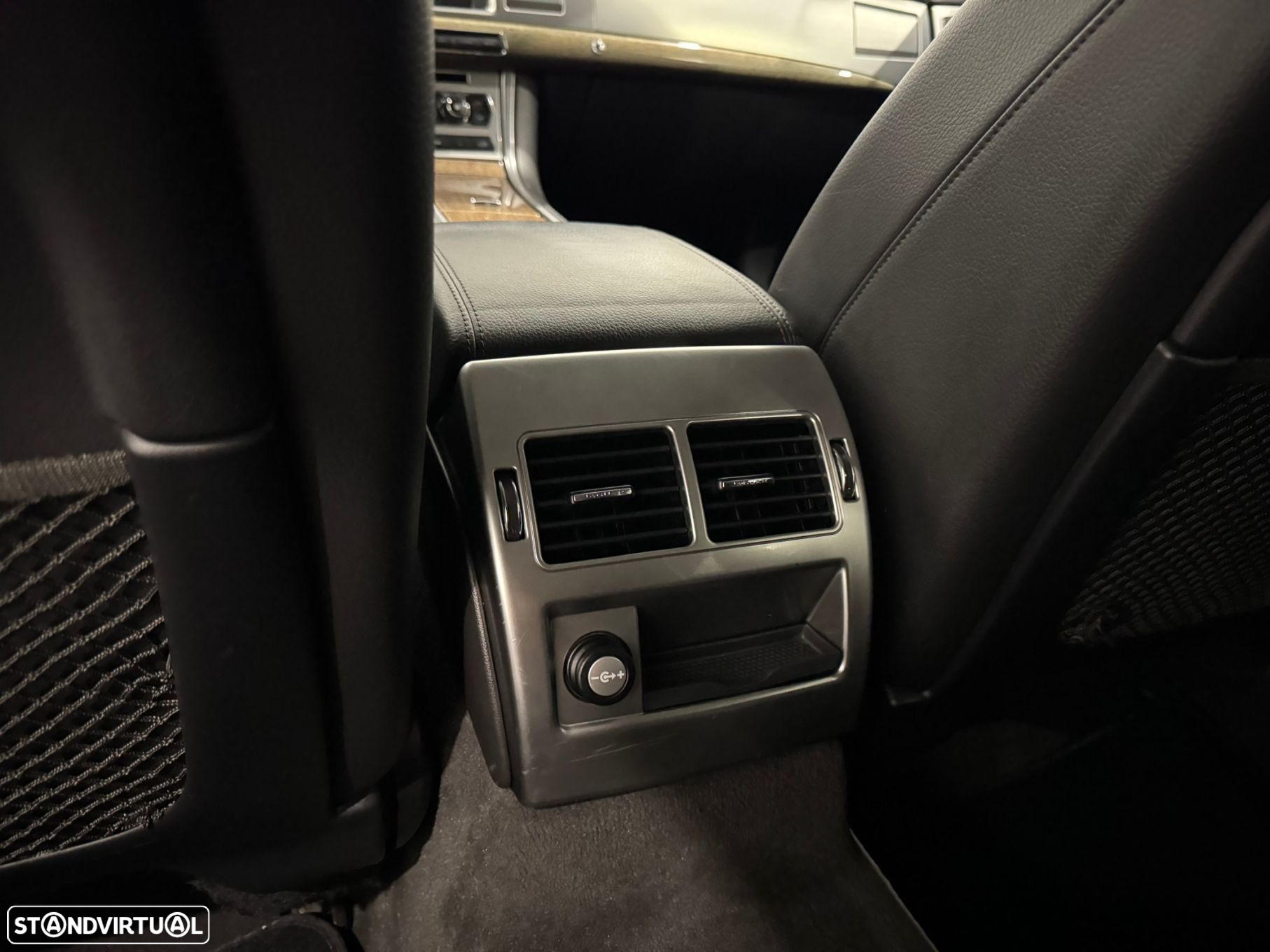 Jaguar XF Sportbrake 2.2 D Premium Luxury - 36
