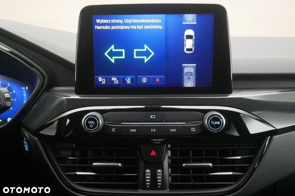 Ford Kuga - 25