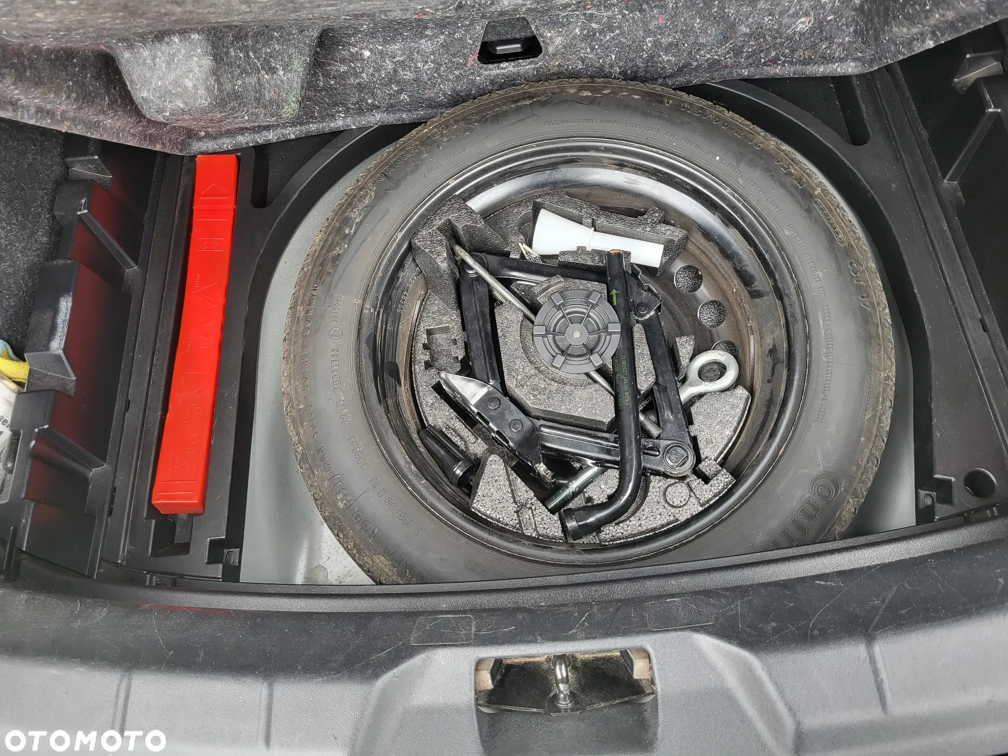Volvo V40 D3 Momentum - 17
