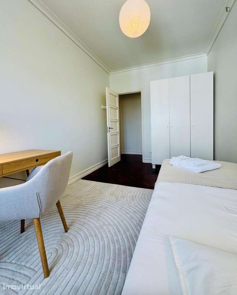 Quarto - localizado em Picoas Lisbon - Grande imagem: 3/13
