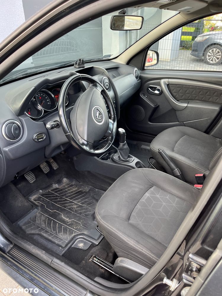 Dacia Duster 1.6 - 8