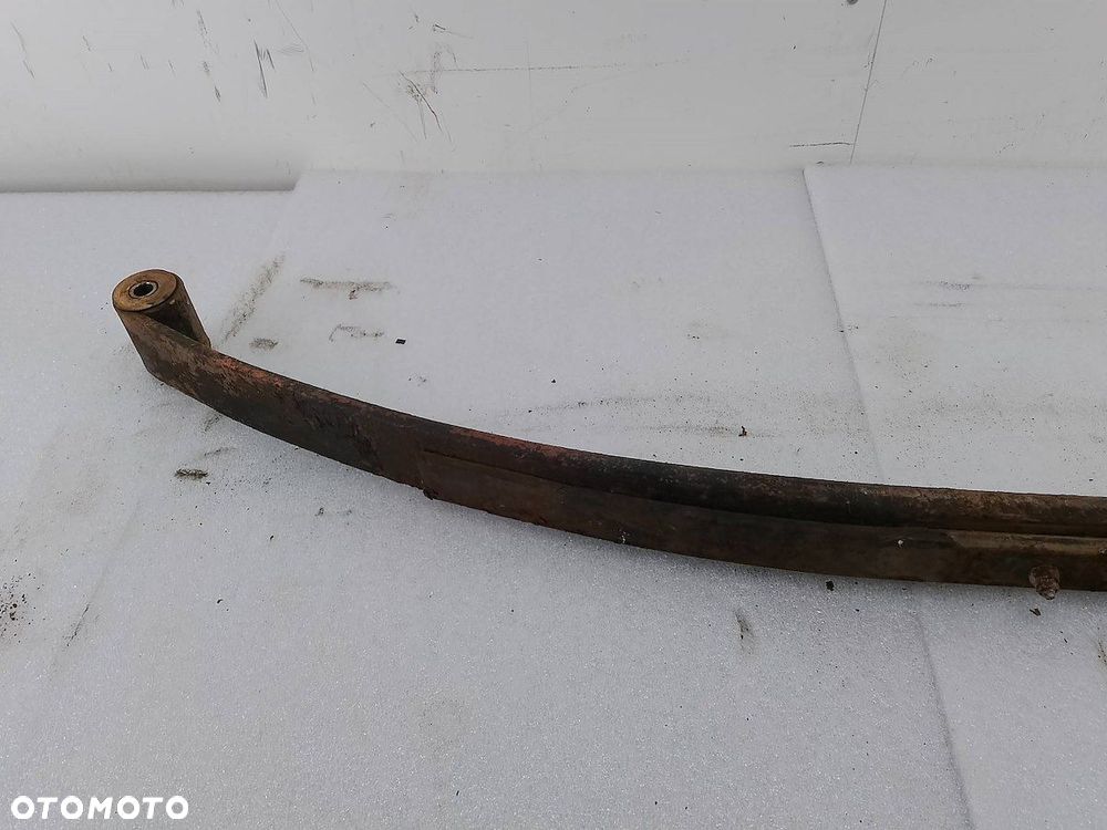 RESOR TYŁ IVECO DAILY III 2.8 JTD DIESEL - 3