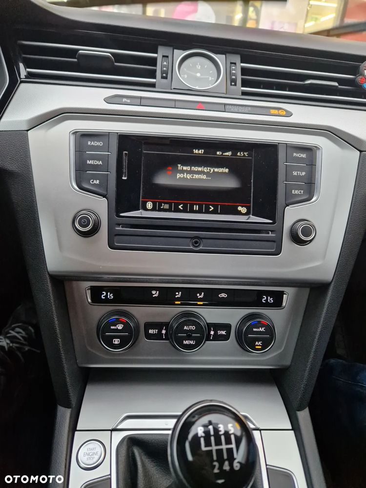 Volkswagen Passat 1.4 TSI BMT ACT Trendline - 8