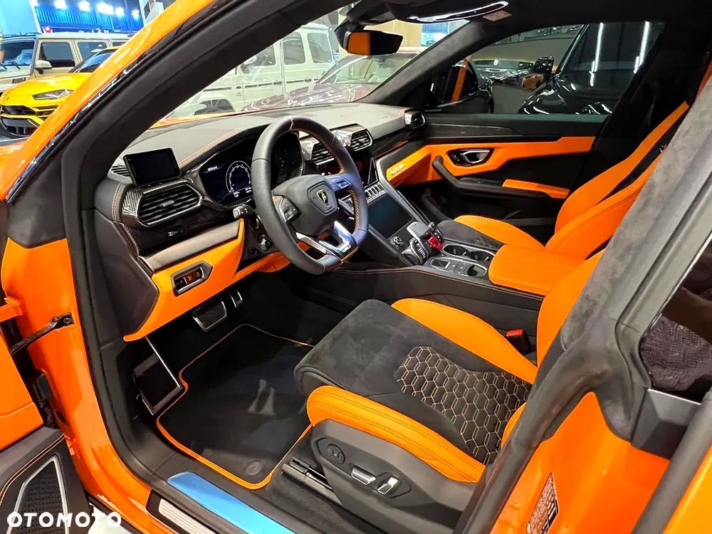 Lamborghini Urus - 7