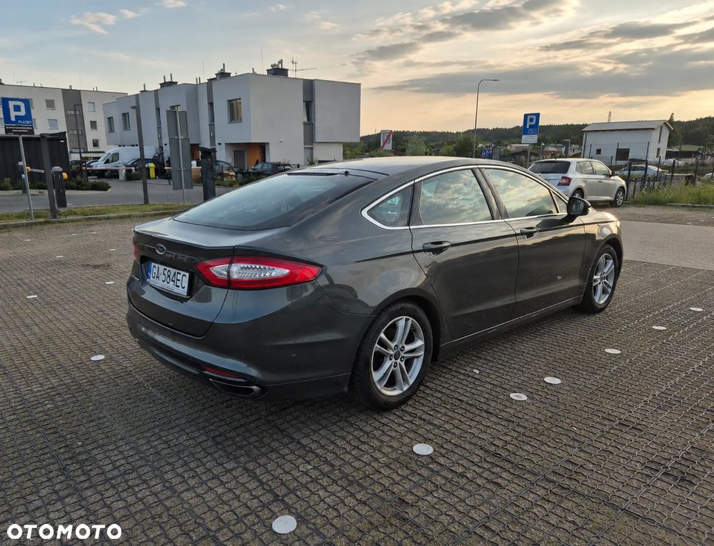 Ford Mondeo 2.0 EcoBoost Titanium - 2