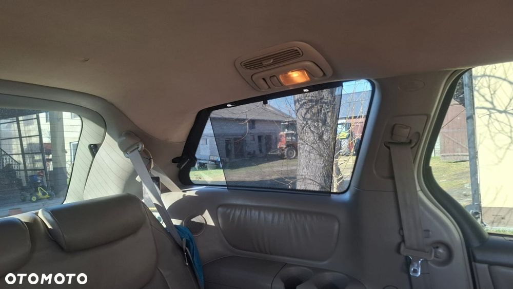 Toyota Sienna - 21