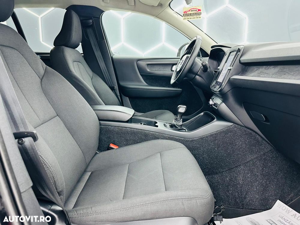 Volvo XC 40 T3 Momentum - 18