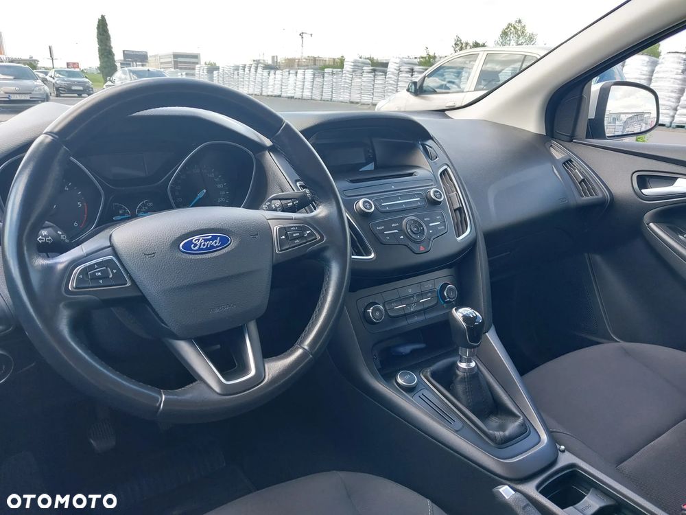 Ford Focus 1.5 TDCi Trend - 18