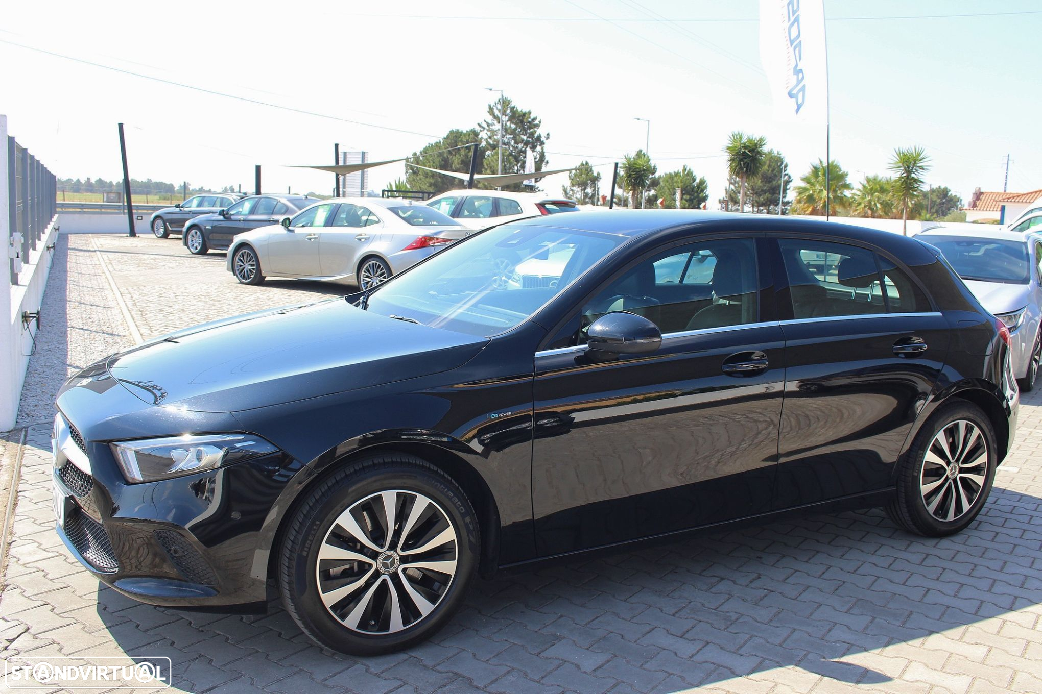 Mercedes-Benz A 250 e Style Plus - 13
