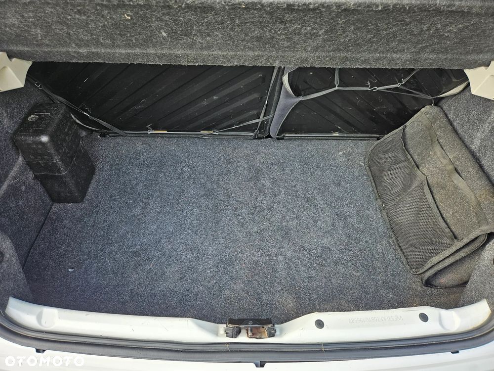 Peugeot 206 plus 75 - 16