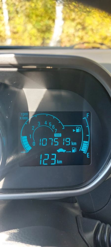 Chevrolet Spark 1.0 - 12