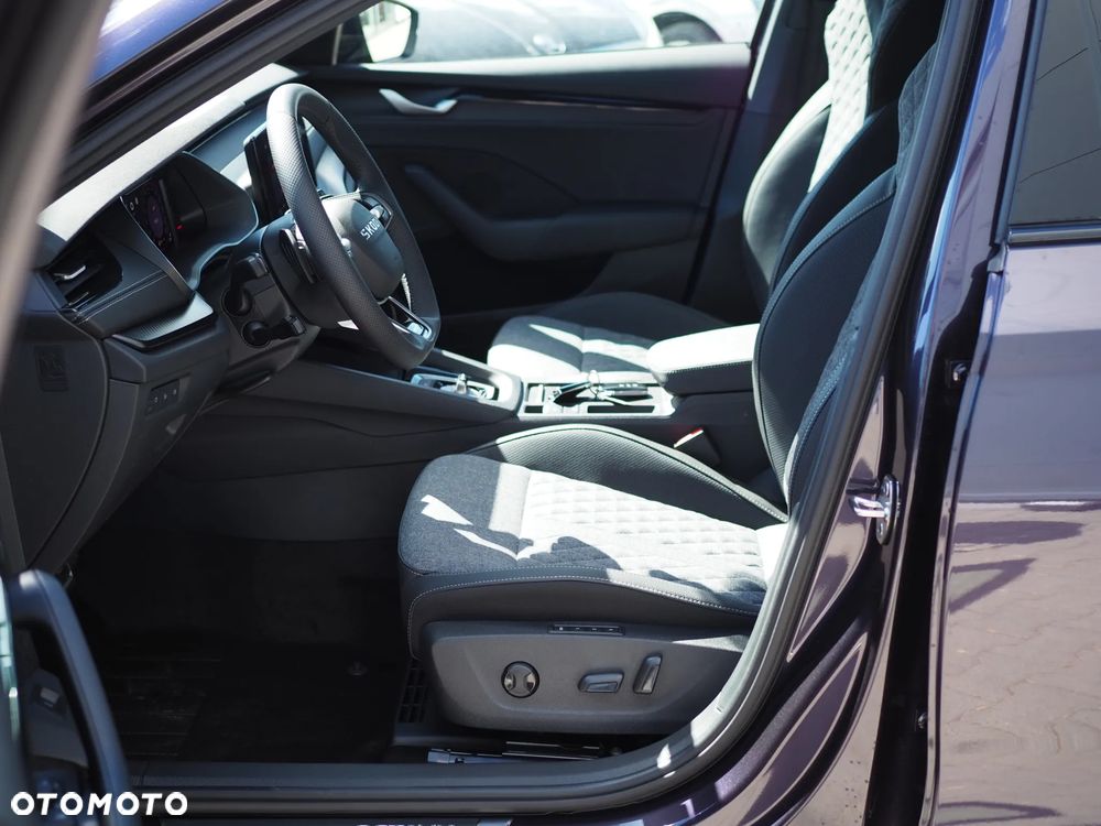 Skoda Octavia 1.5 TSI mHEV Sportline DSG - 16