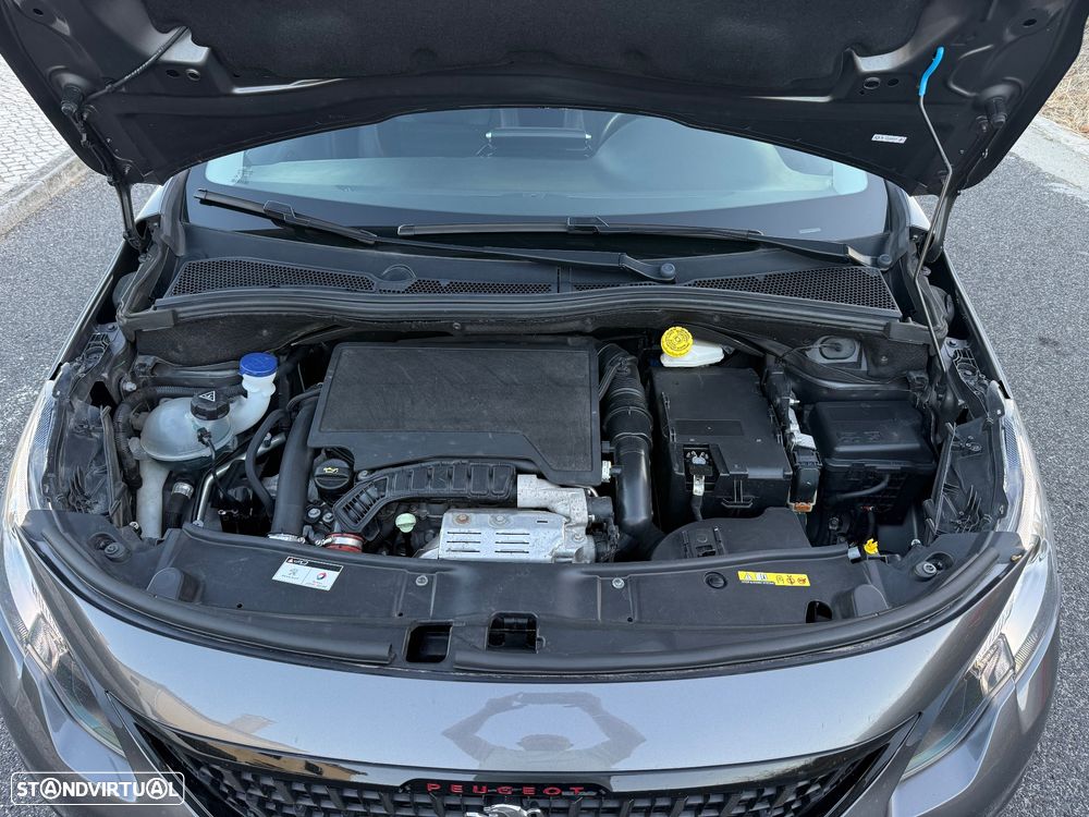 Peugeot 2008 1.2 PureTech GT Line EAT6 - 11