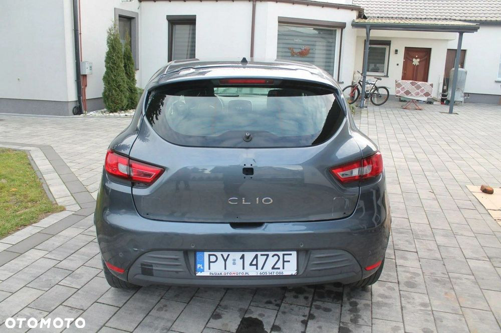Renault Clio - 2