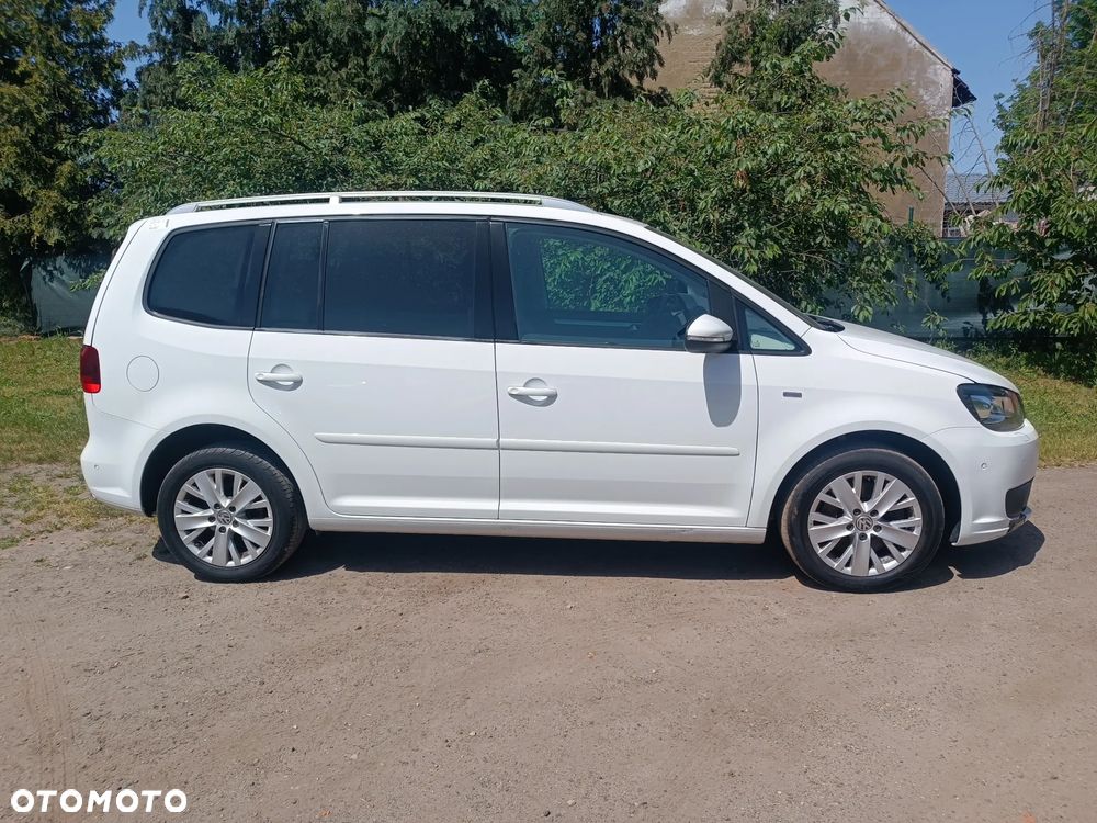 Volkswagen Touran - 2