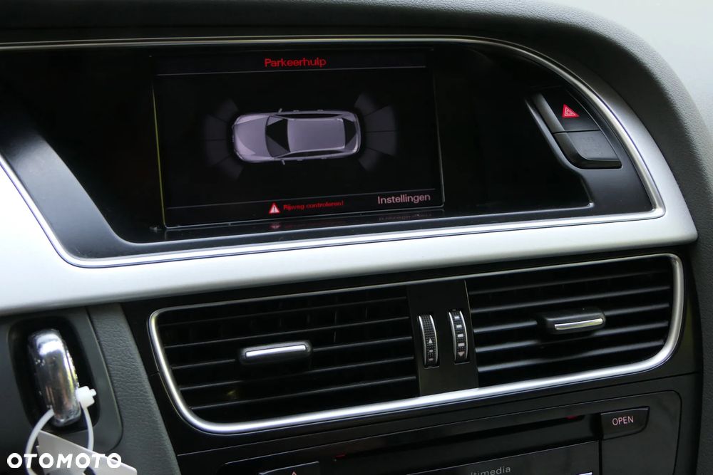 Audi A4 Avant 2.0 TDI ultra - 22