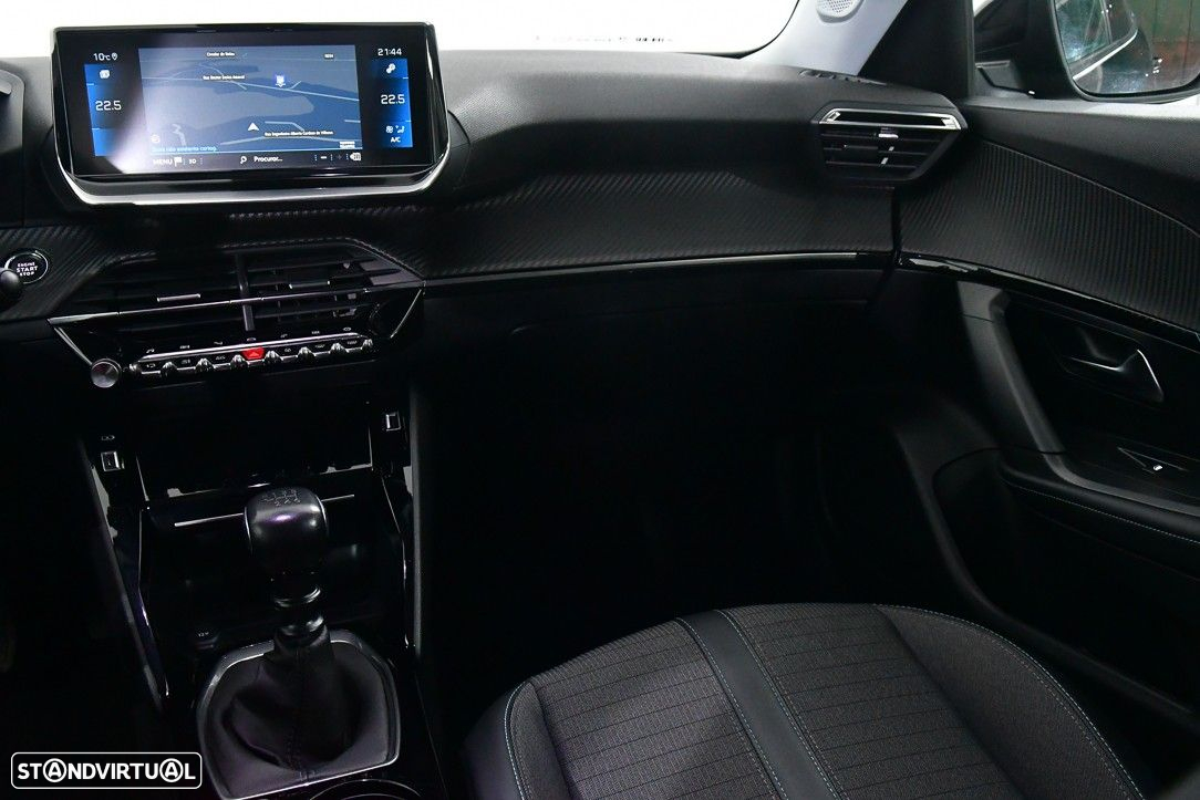 Peugeot 2008 - 15
