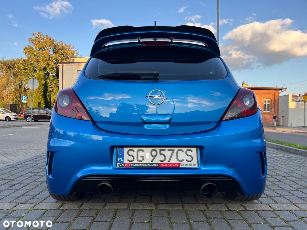 Opel Corsa 1.6T OPC - 21