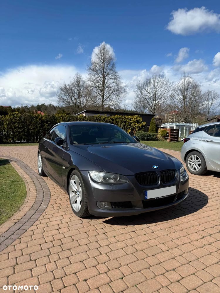 BMW Seria 3 320i - 1