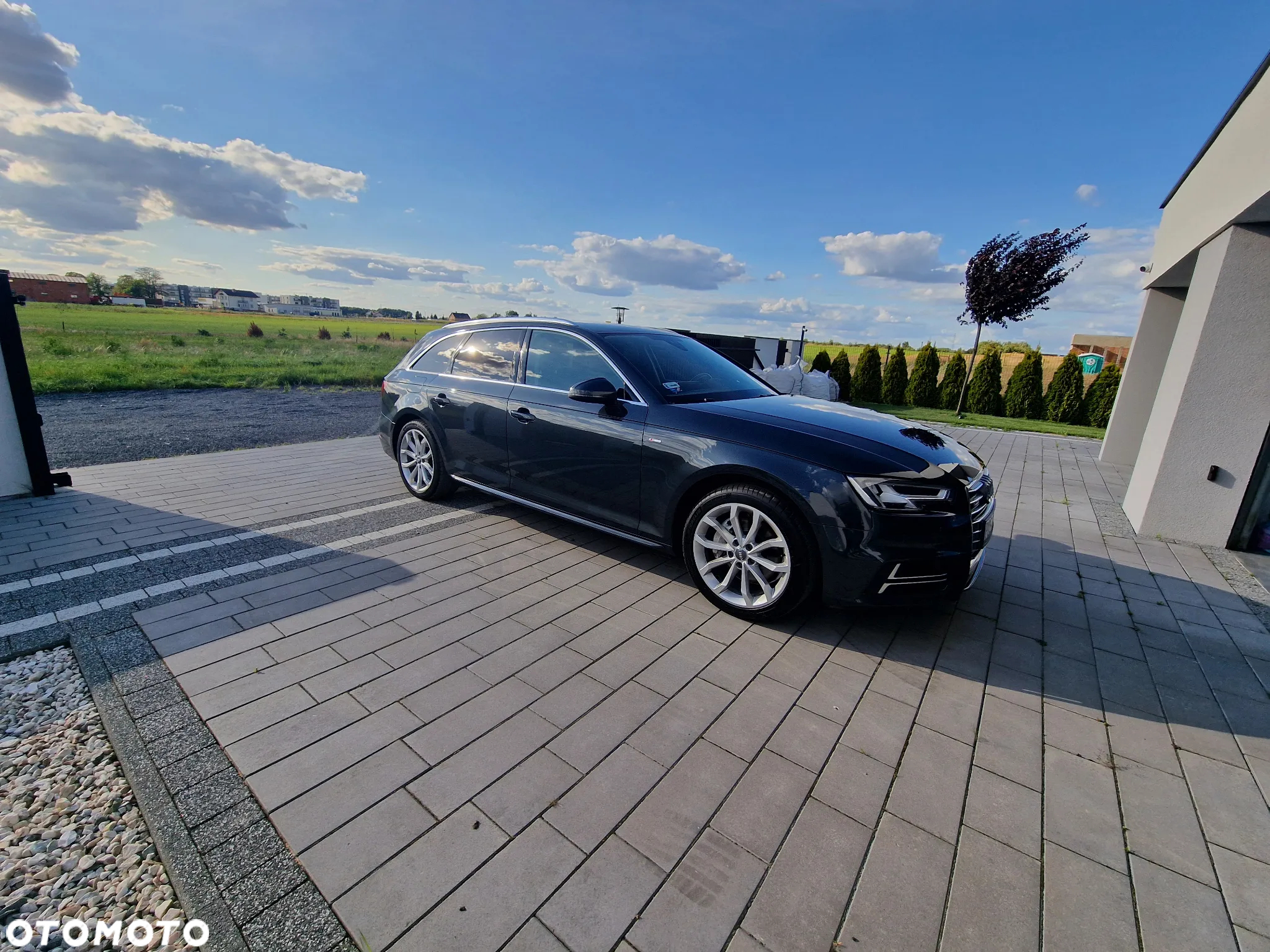 Audi A4 - 4