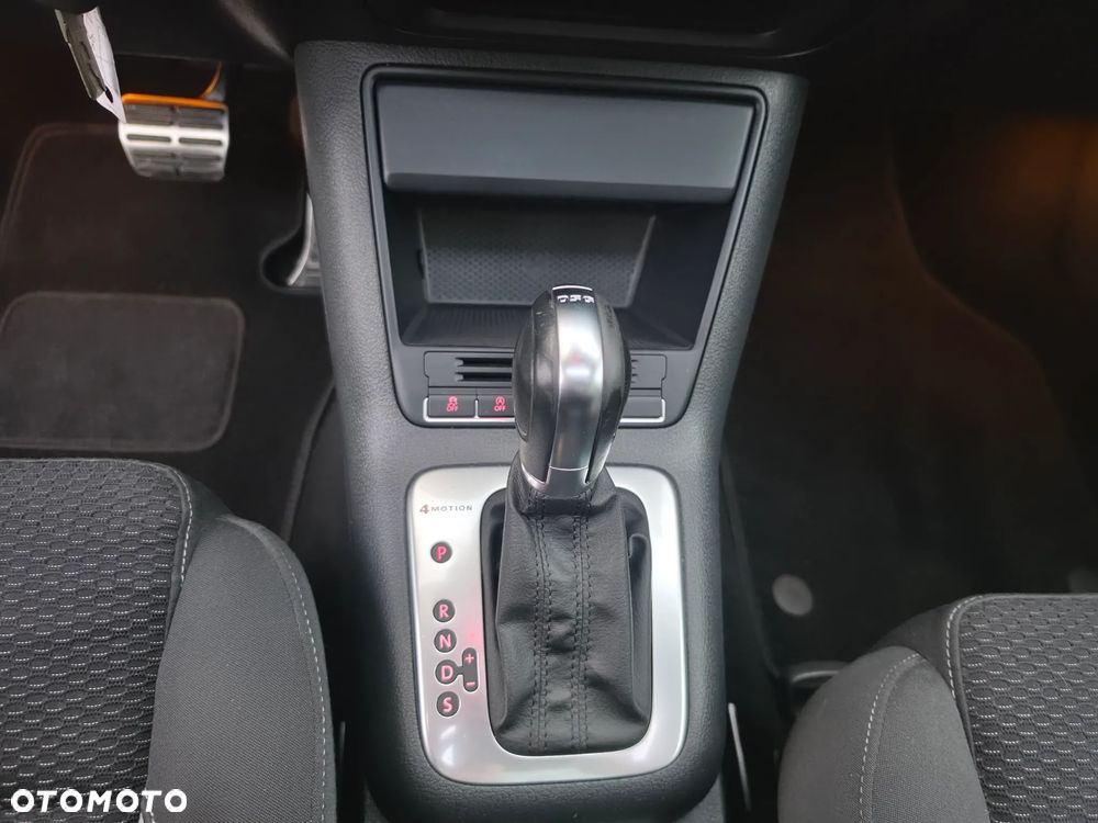 Volkswagen Tiguan 2.0 TDI SCR 4MOTION BlueMotion Technology DSG Exclusive - 25