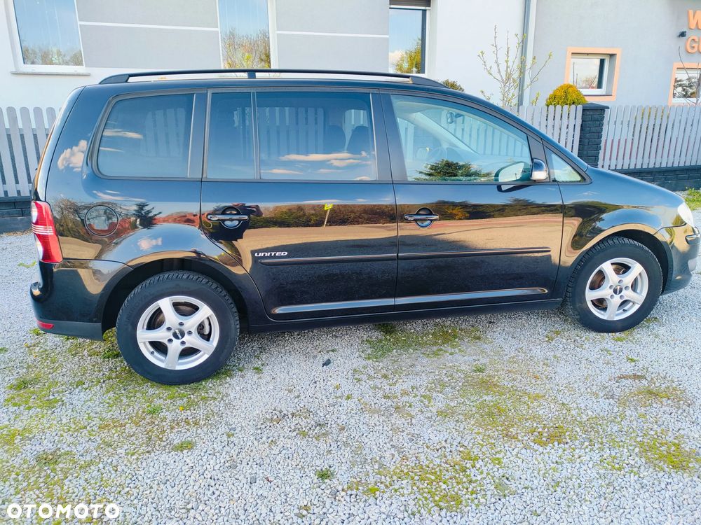 Volkswagen Touran 2.0 TDI United - 14