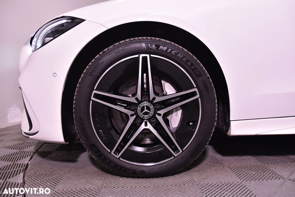 Mercedes-Benz C 300 e 9G-TRONIC AMG Line - 14