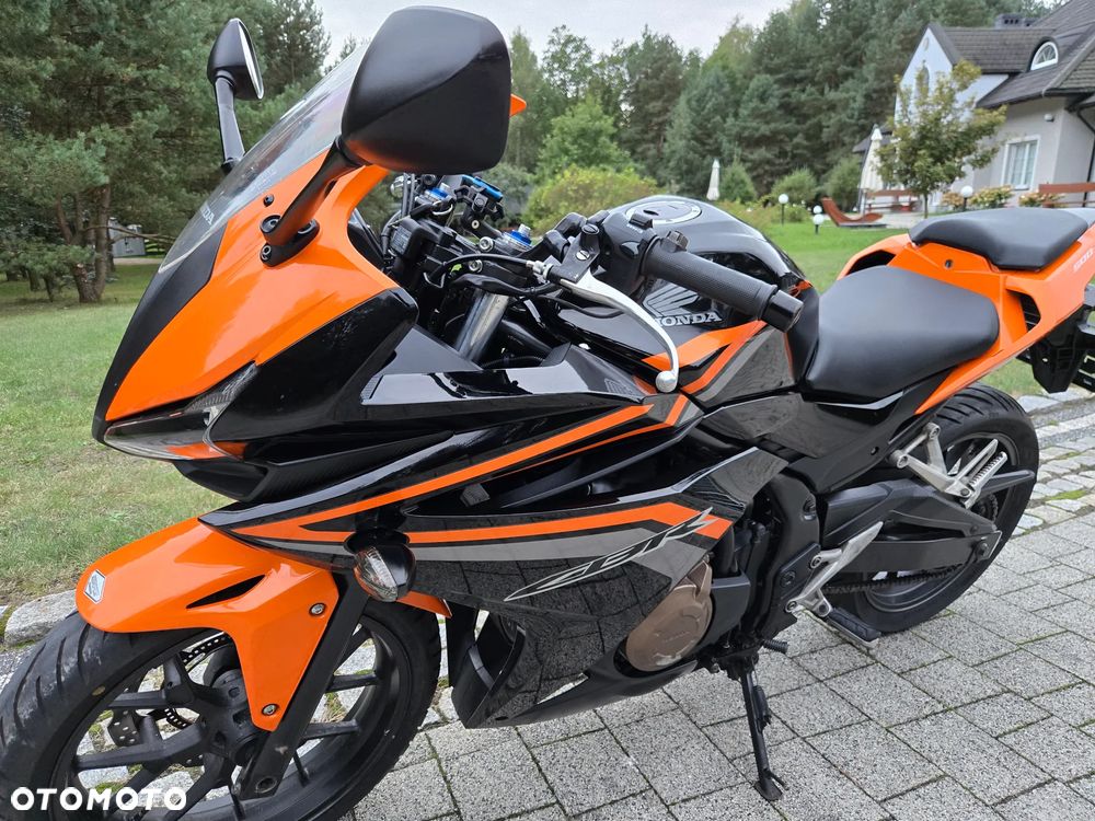 Honda CBR - 28