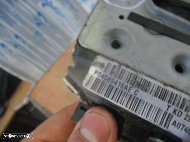 Fecho P04589416AE DODGE CALIBER 2008 2.0 CRD 140CV 5P PRETO FD 4 PINOS - 2