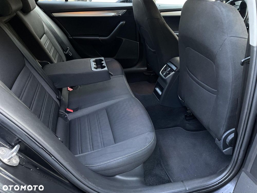 Skoda Octavia 1.5 TSI ACT Ambition - 7