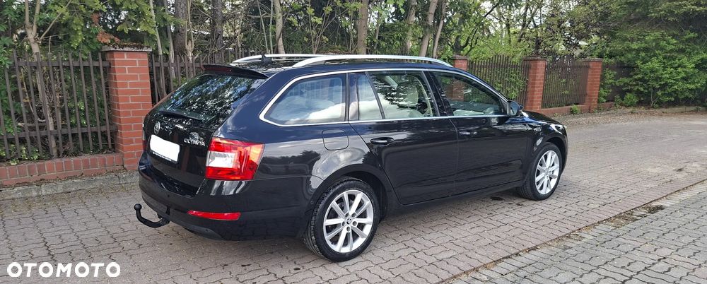 Skoda Octavia 1.6 TDI Ambiente DSG - 11