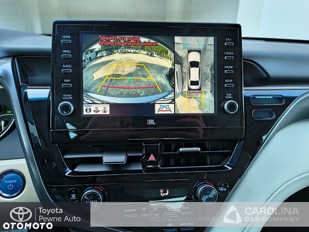 Toyota Camry 2.5 Hybrid Executive CVT - 18