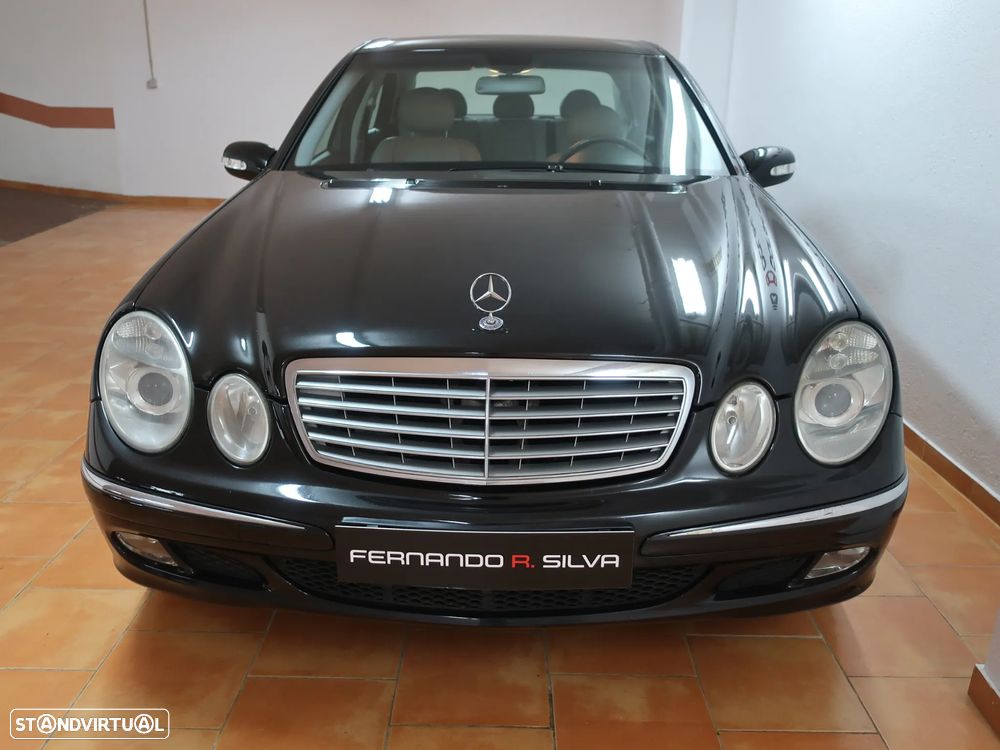 Mercedes-Benz E 220 CDI Auto Elegance - 29
