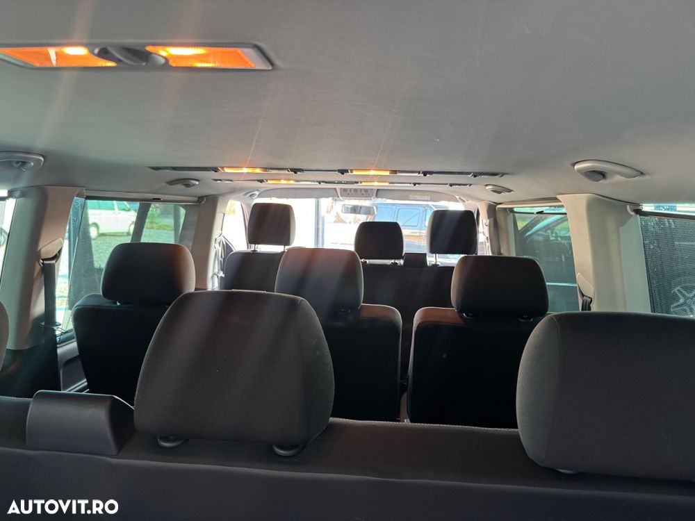 Volkswagen Caravelle LR Highline DSG - 23