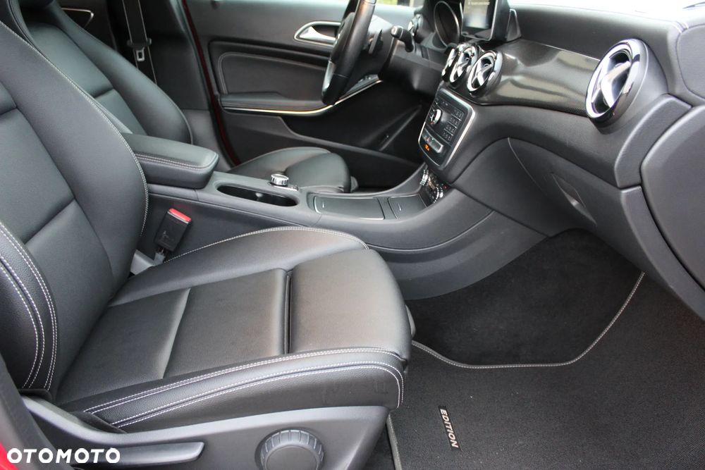 Mercedes-Benz GLA 200 7G-DCT Edition 1 - 11