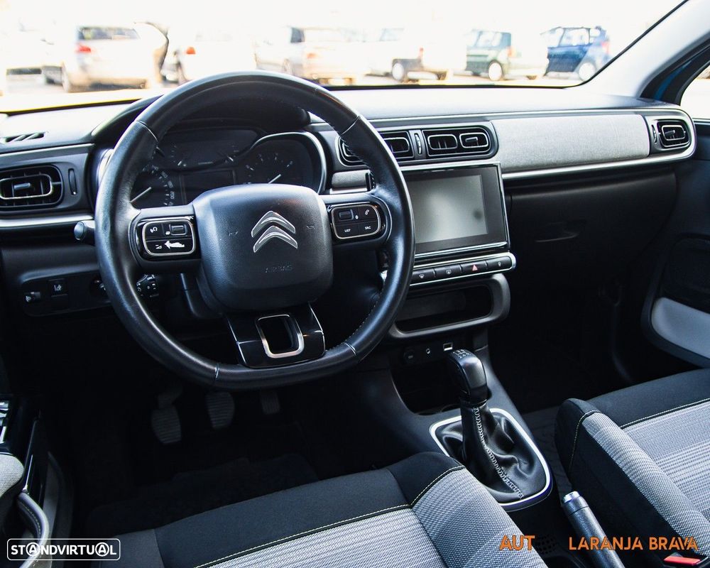 Citroën C3 1.2 PureTech Shine - 18