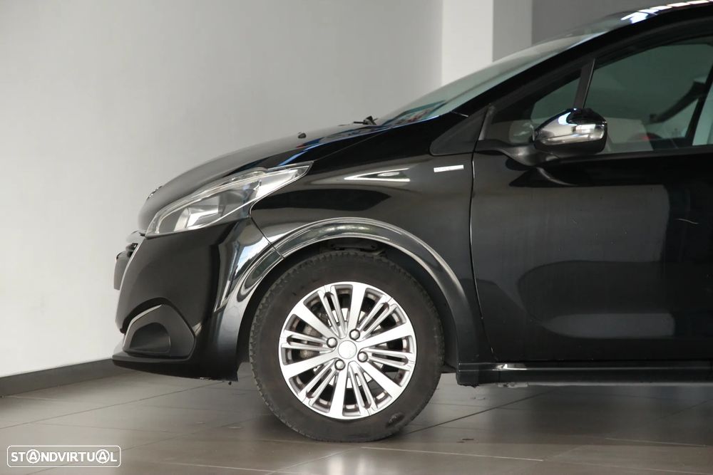 Peugeot 208 1.2 PureTech Style - 5