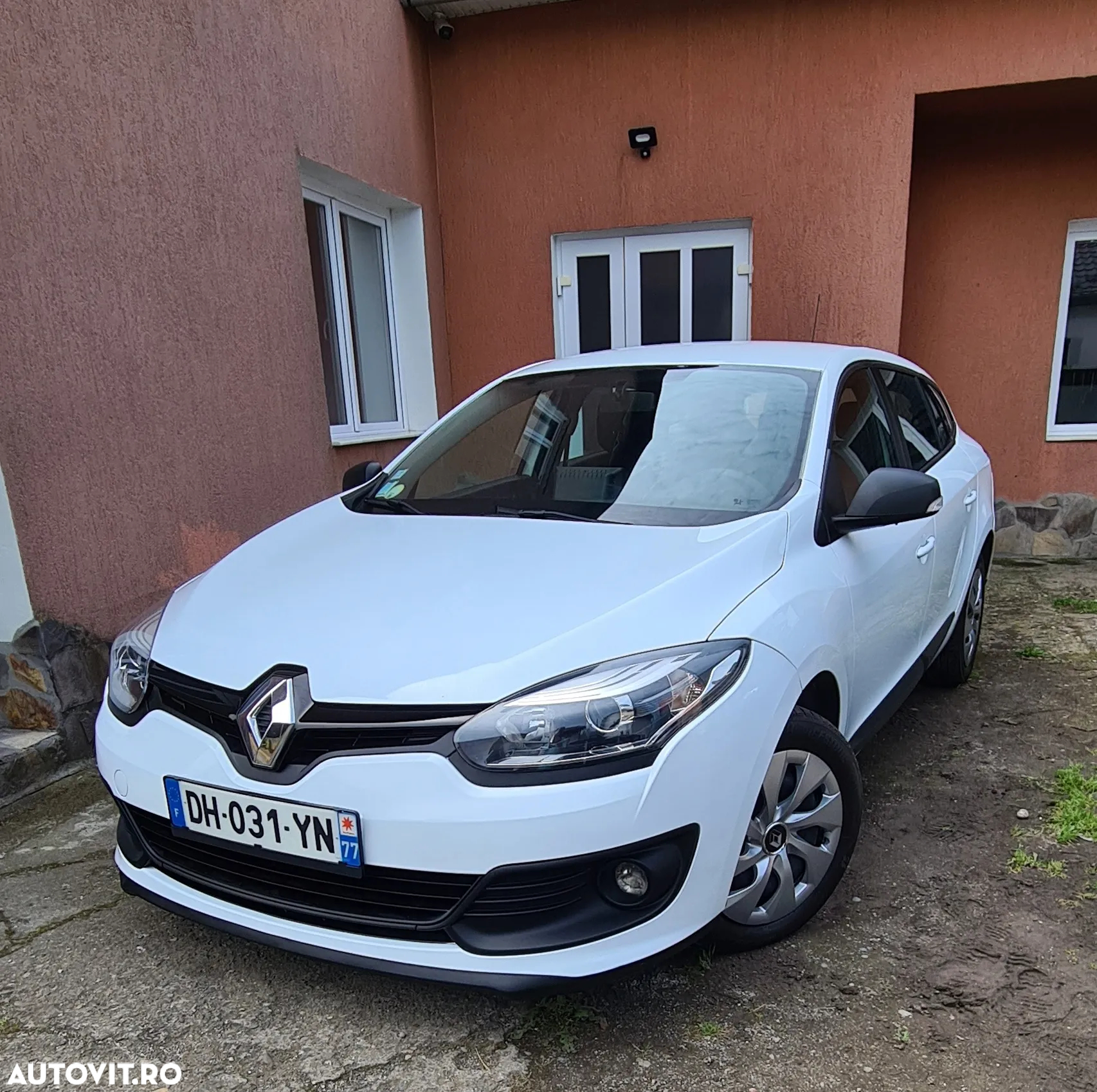 Renault Megane Estate Blue dCI Life - 12