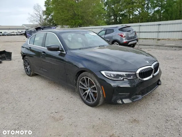 BMW Seria 3 330i sport - 4
