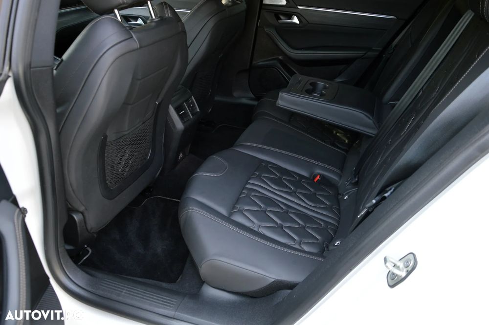 Peugeot 508 225 e-EAT8 GT - 13