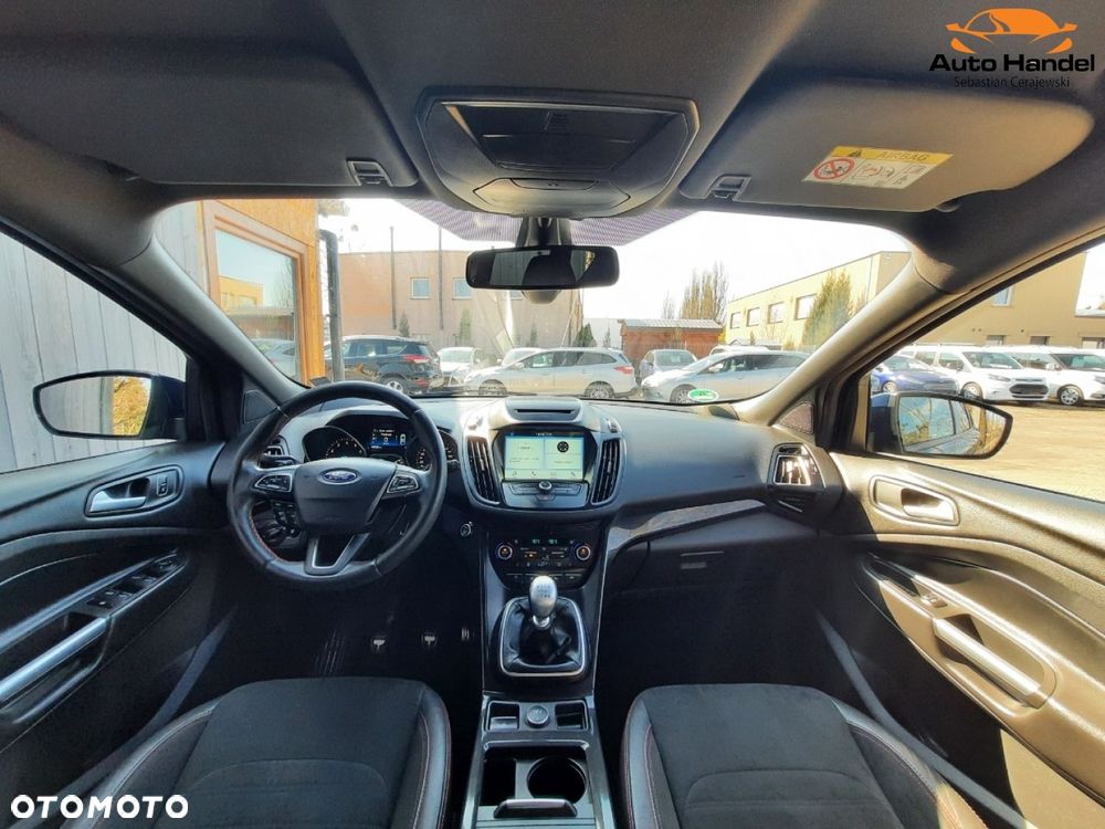 Ford Kuga 1.5 EcoBoost 2x4 ST-Line - 6