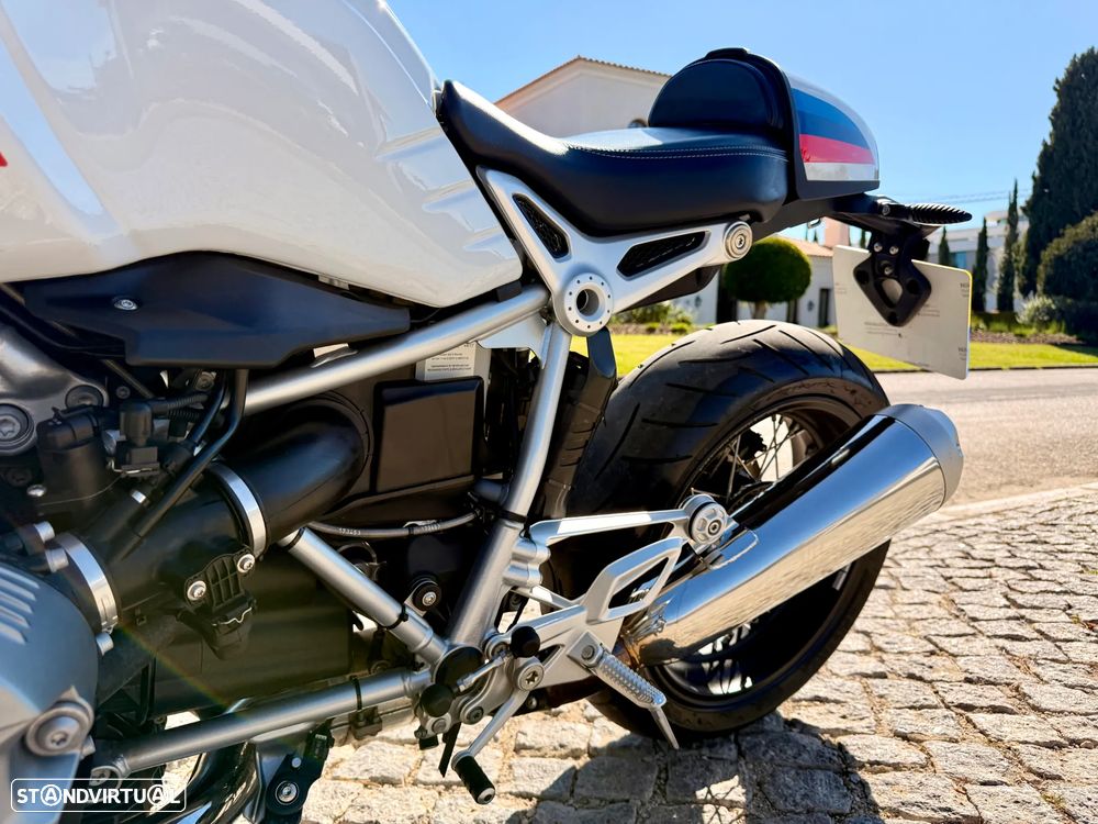 BMW R nineT Racer - 23