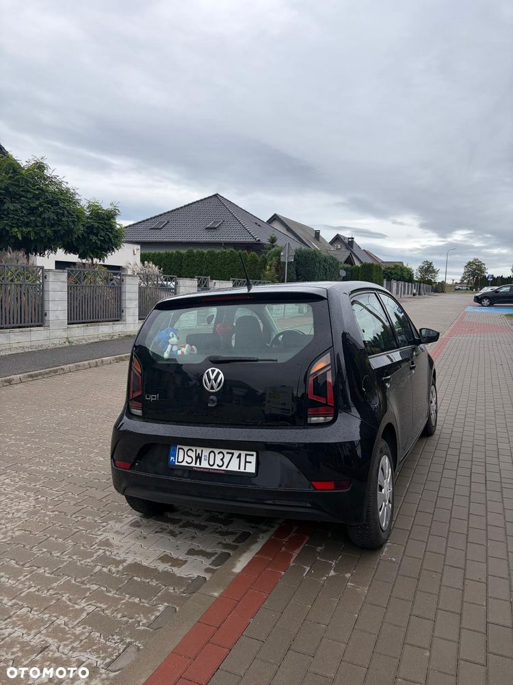 Volkswagen Up 2019 photo 5