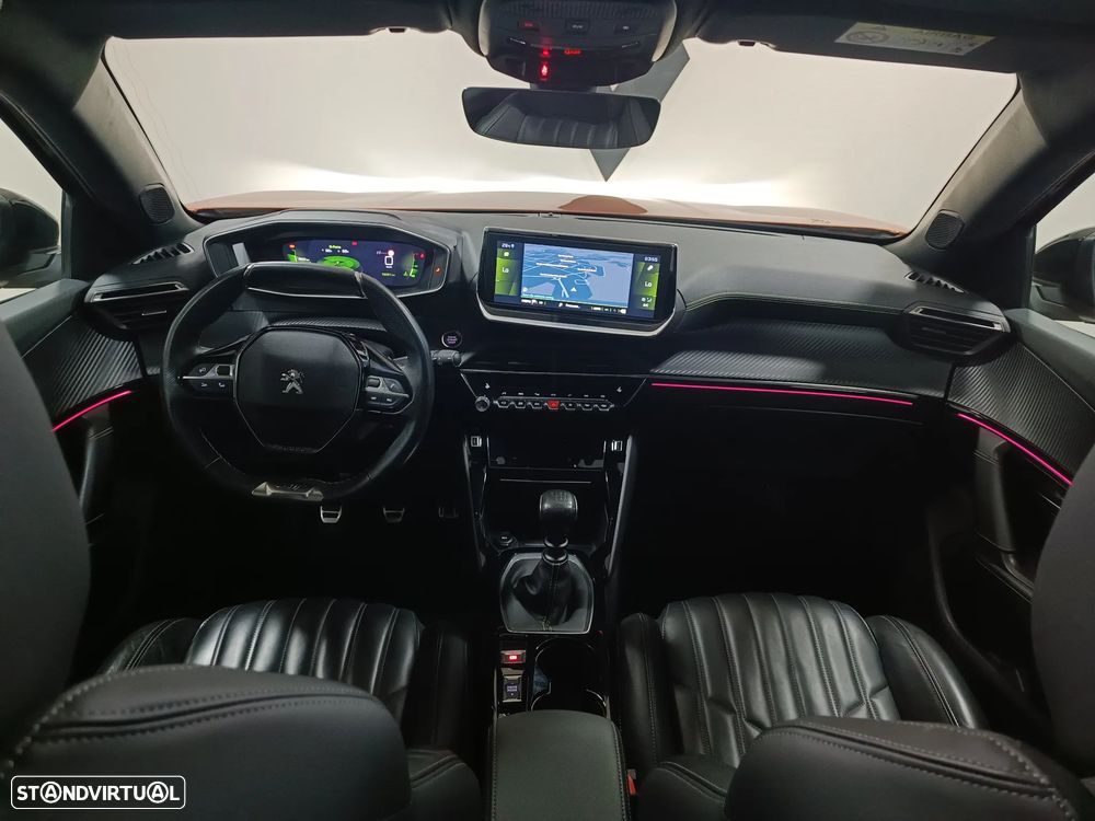 Peugeot 2008 1.2 PureTech GT Line - 18